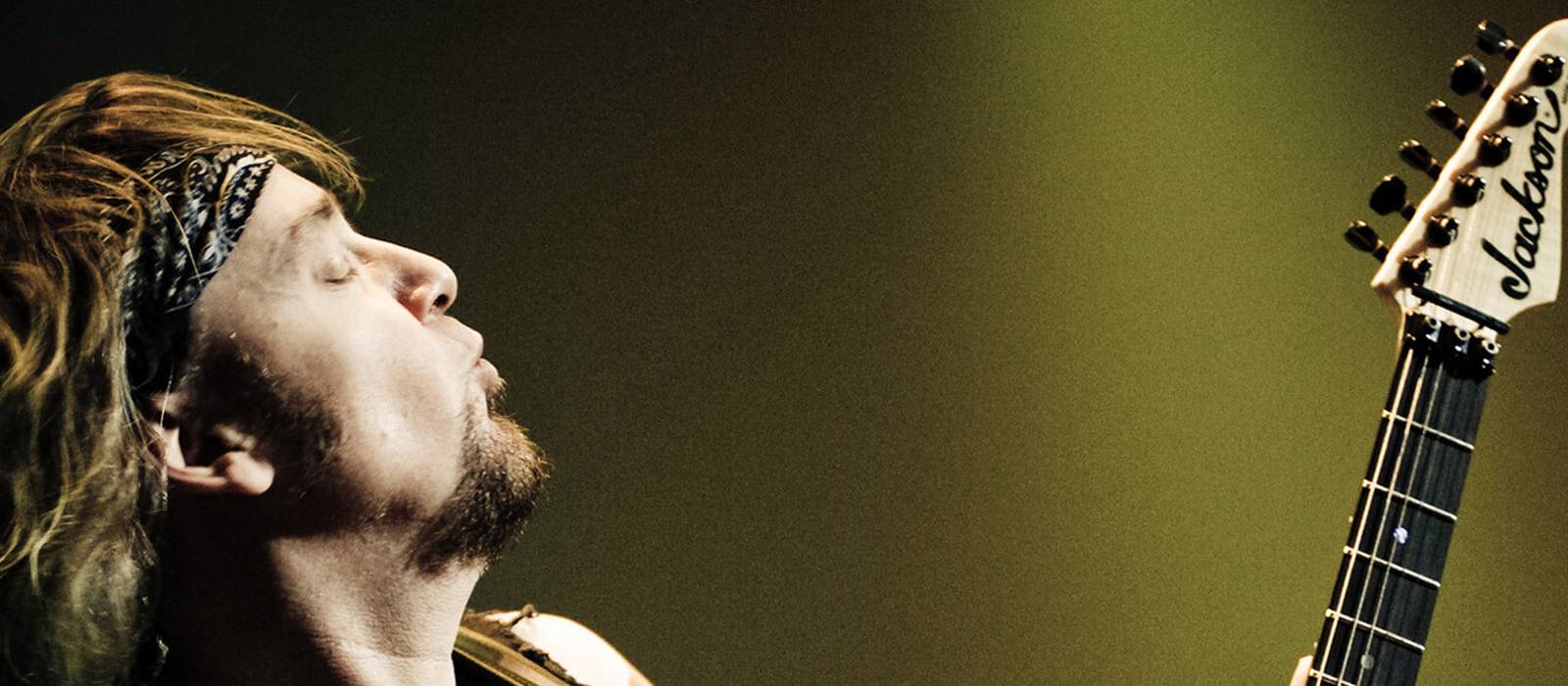 エイドリアン・スミス Artists Jackson Japan