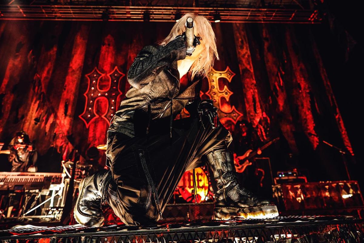 Hyde Live 10