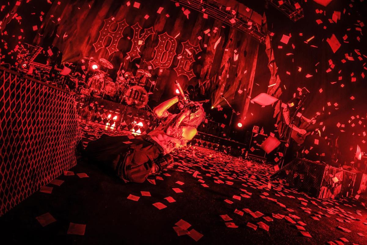 Hyde Live 4